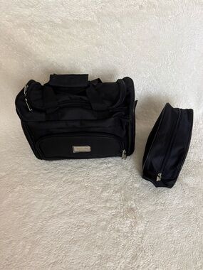 Geoffrey Beene Bag Bundle, 2 Bags for 1 Price, NEW